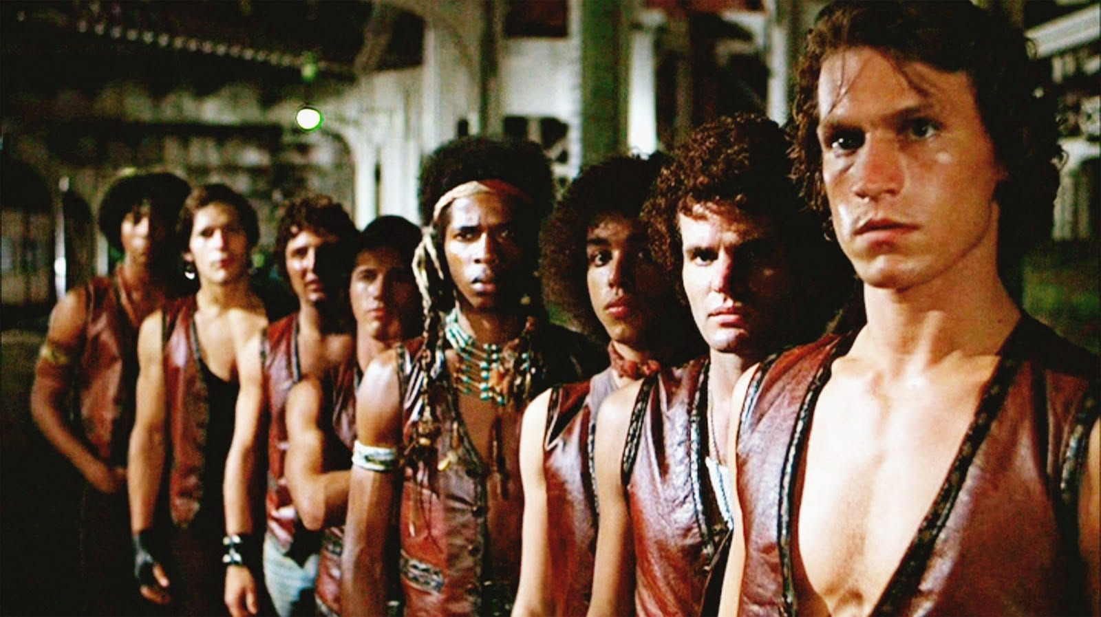Los amos de la noche (The Warriors, 1979)