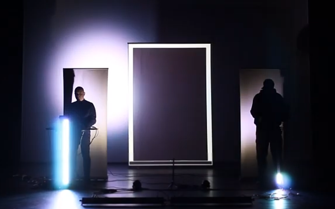 PoleTwo presentan su Live Teaser «Dentro de la luz»