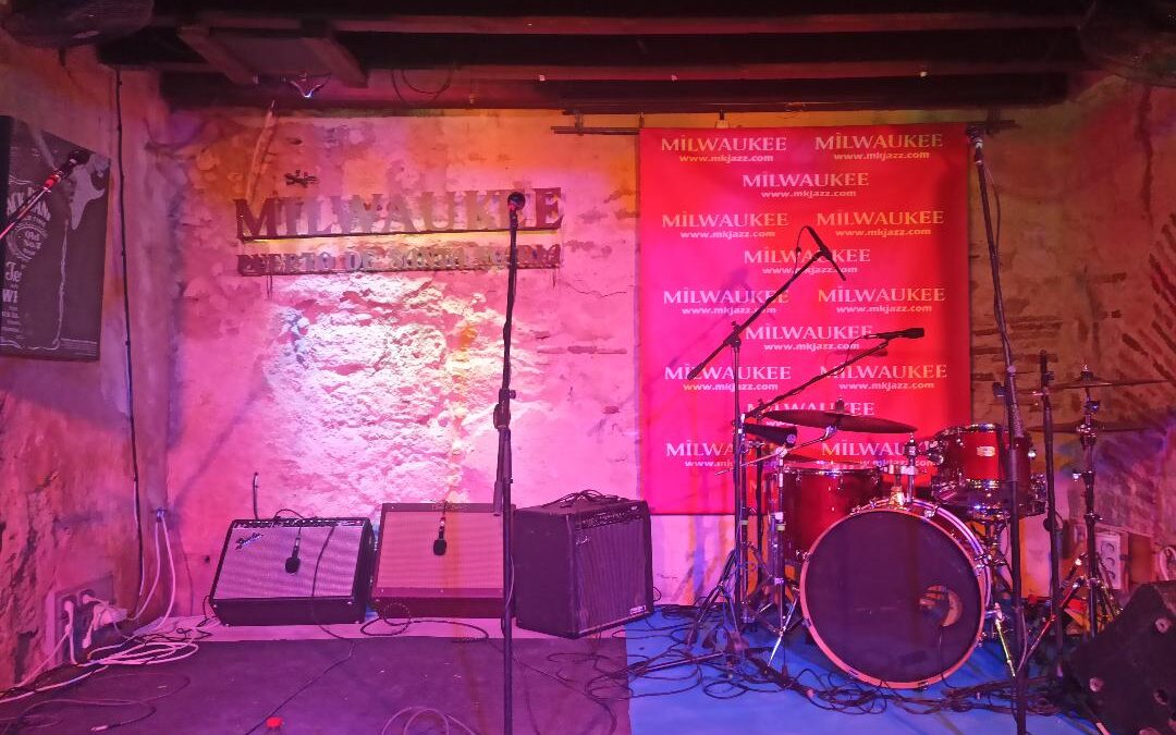 Crónica de Ebba Bergkvist & The Flat Tire Band en la Sala Milwaukee de El Puerto de Santa María (Cádiz) (29-11-25)