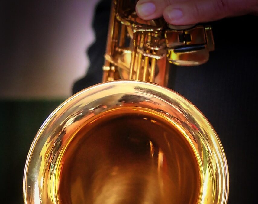 Merodeando a la música